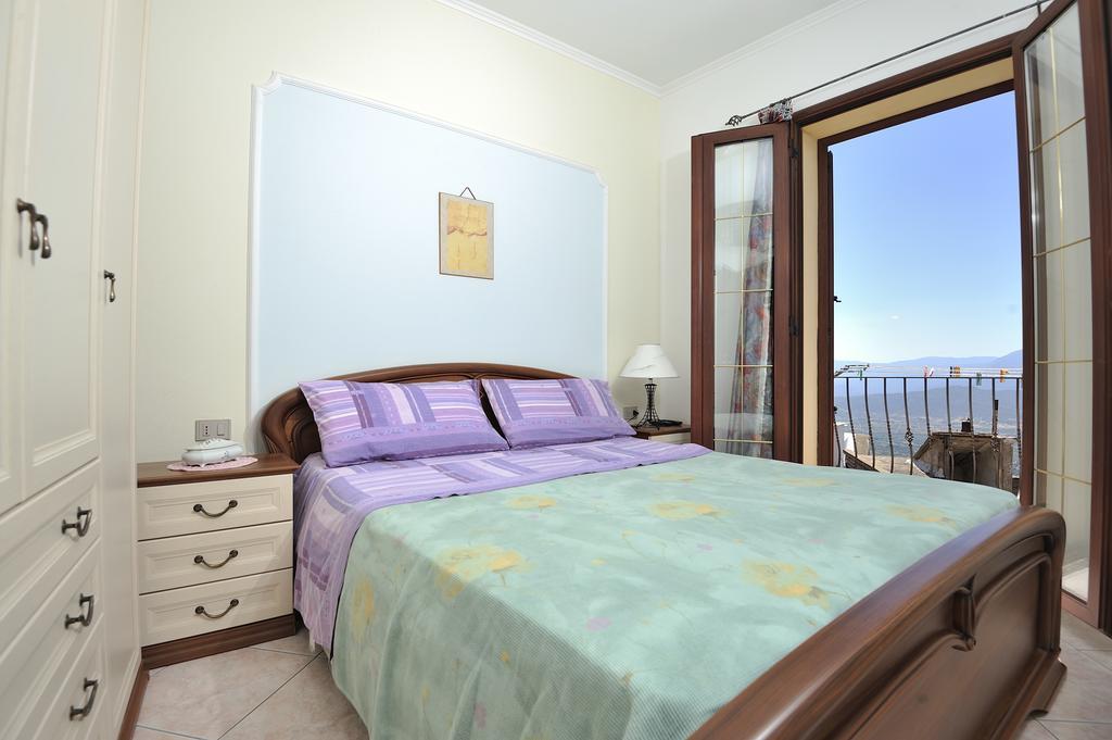 Apartments Baunei Bilik gambar