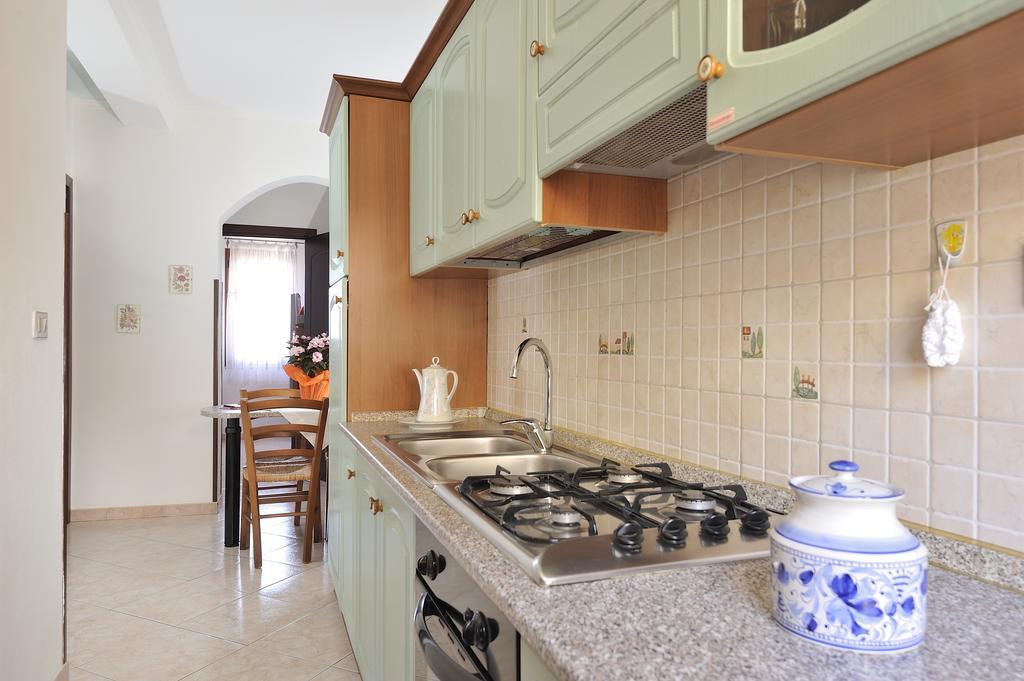 Apartments Baunei Bilik gambar